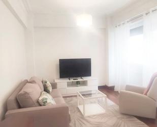 Living room of Flat to rent in Bilbao   with Heating