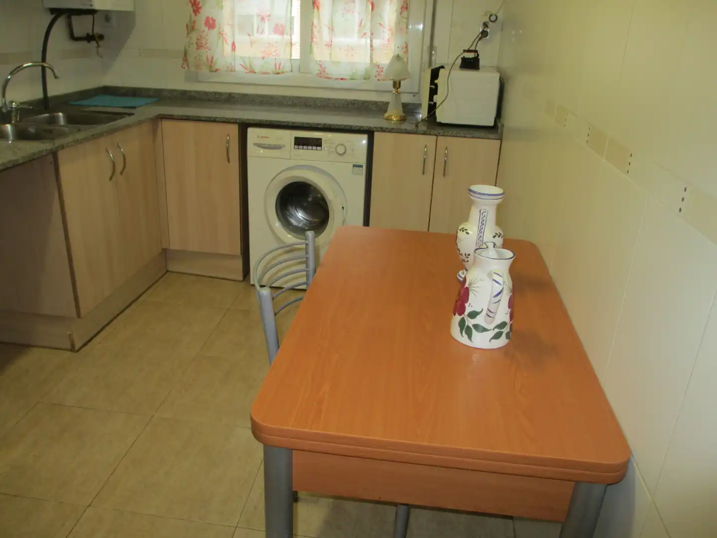 Cocina de Piso en venta en Sant Celoni con Calefacción, Trastero y Amueblado