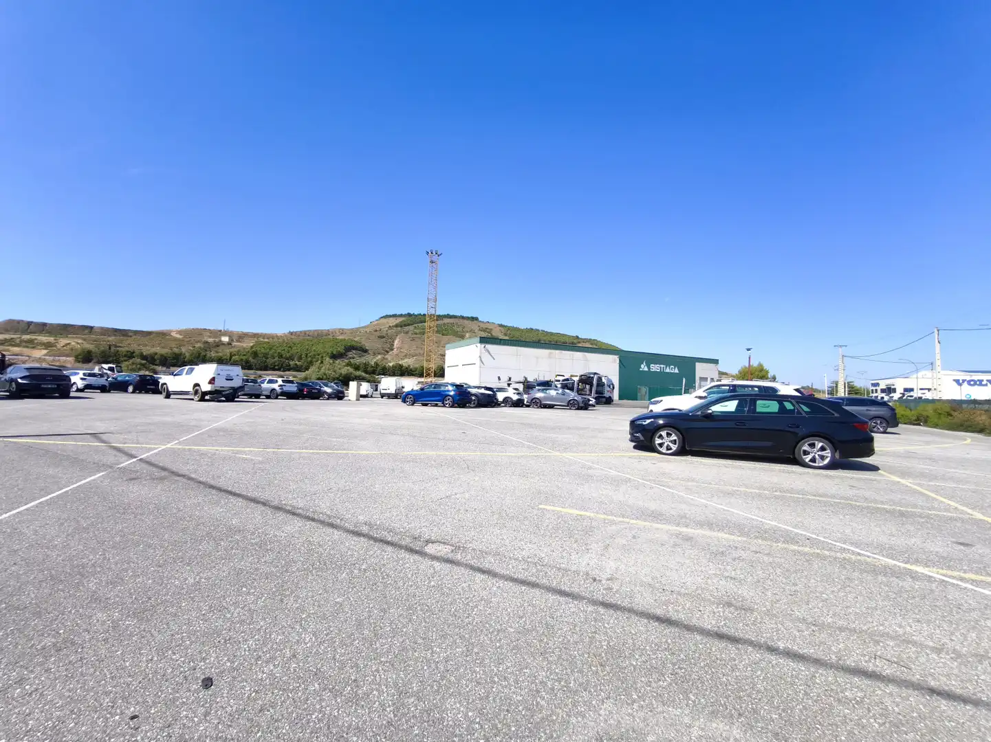Parking de Nave industrial en venta en Agoncillo