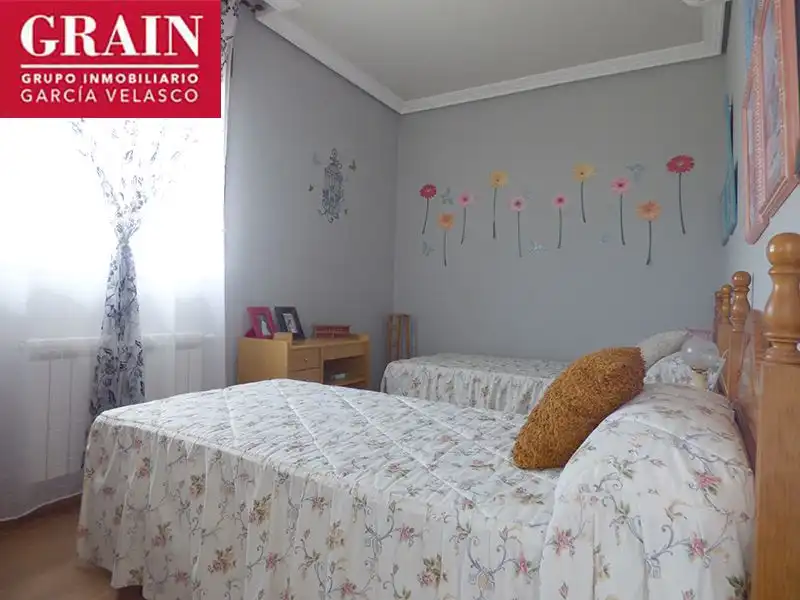 Habitación de Casa o chalet en venta en Albacete con Aire acondicionado, Calefacción y Jardín privado