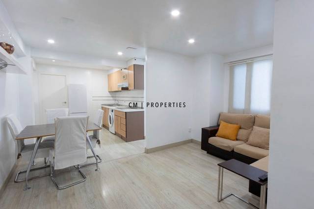 Piso en Alquiler en AVENIDA D'AUSIÀS MARCH en En Corts - Doctor Waksman