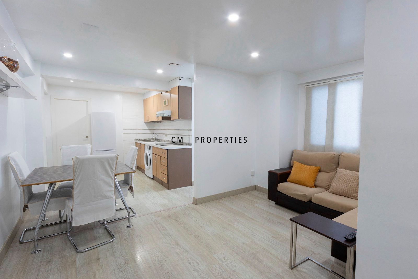 Vista exterior de Piso de alquiler en  Valencia Capital con Aire acondicionado, Calefacción y Amueblado