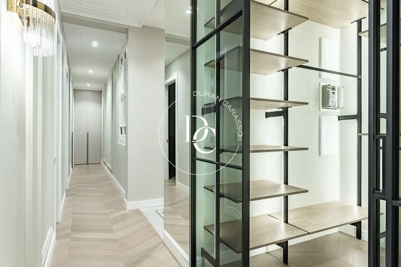 Piso con terraza en venta en Carrer de València, imagen 26