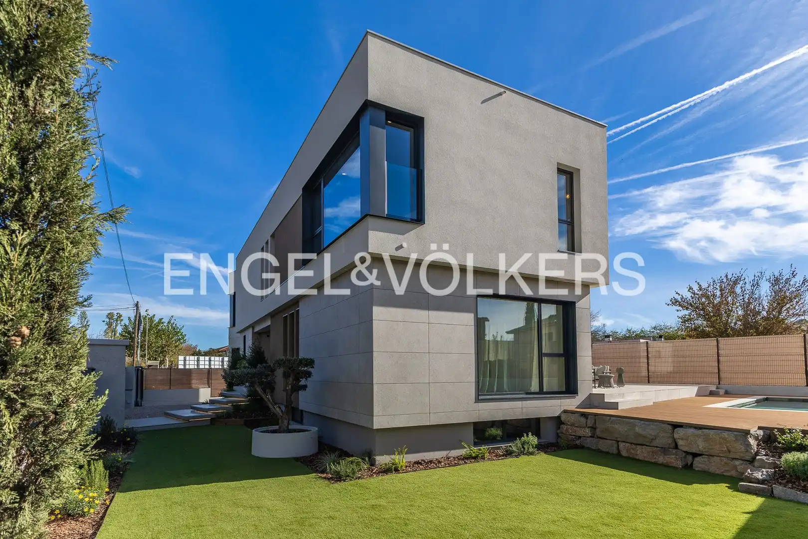 Exterior view of Houses for sale in Sant Cugat del Vallès  with Air Conditioner, Heating and Private garden
