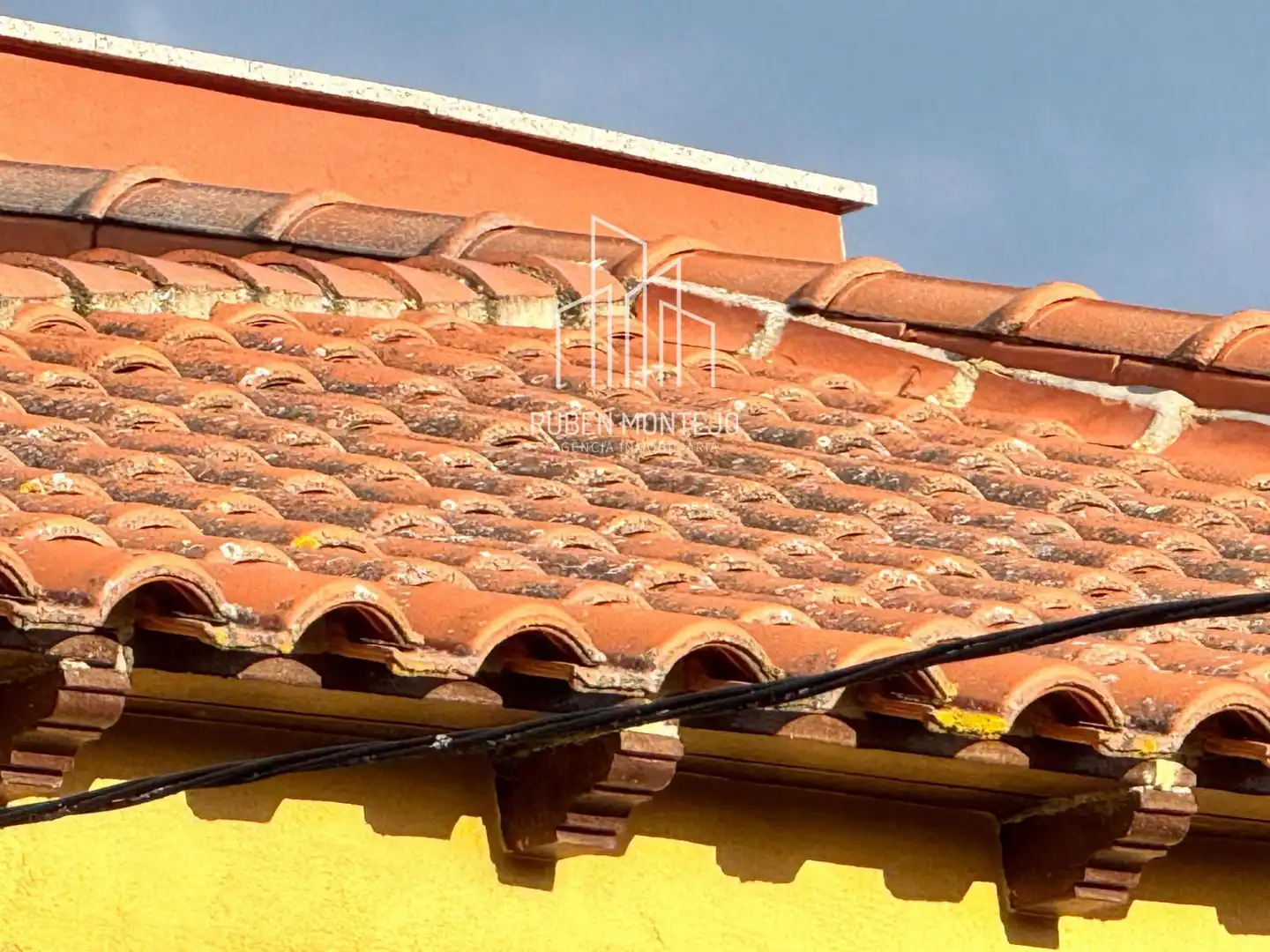 Vista exterior de Casa o xalet en venda en Calzada de Valdunciel amb Terrassa