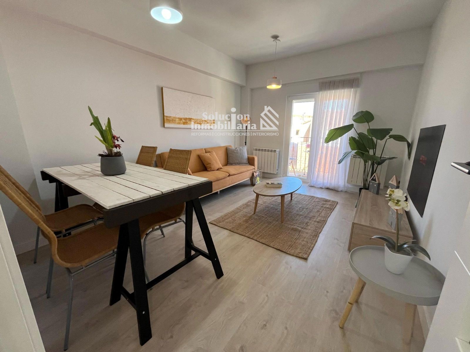 Living room of Flat for sale in Salamanca Capital  with Heating