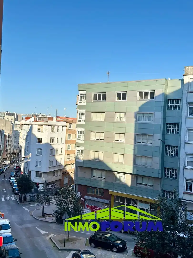 Vista exterior de Pis en venda en A Coruña Capital 