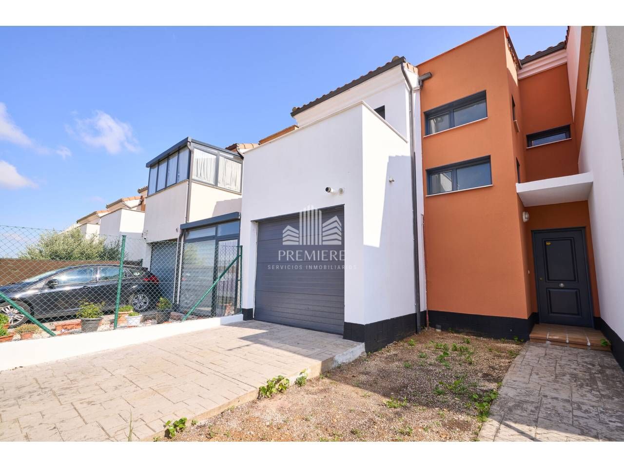 Exterior view of Single-family semi-detached for sale in Doñinos de Salamanca  with Heating, Private garden and Terrace