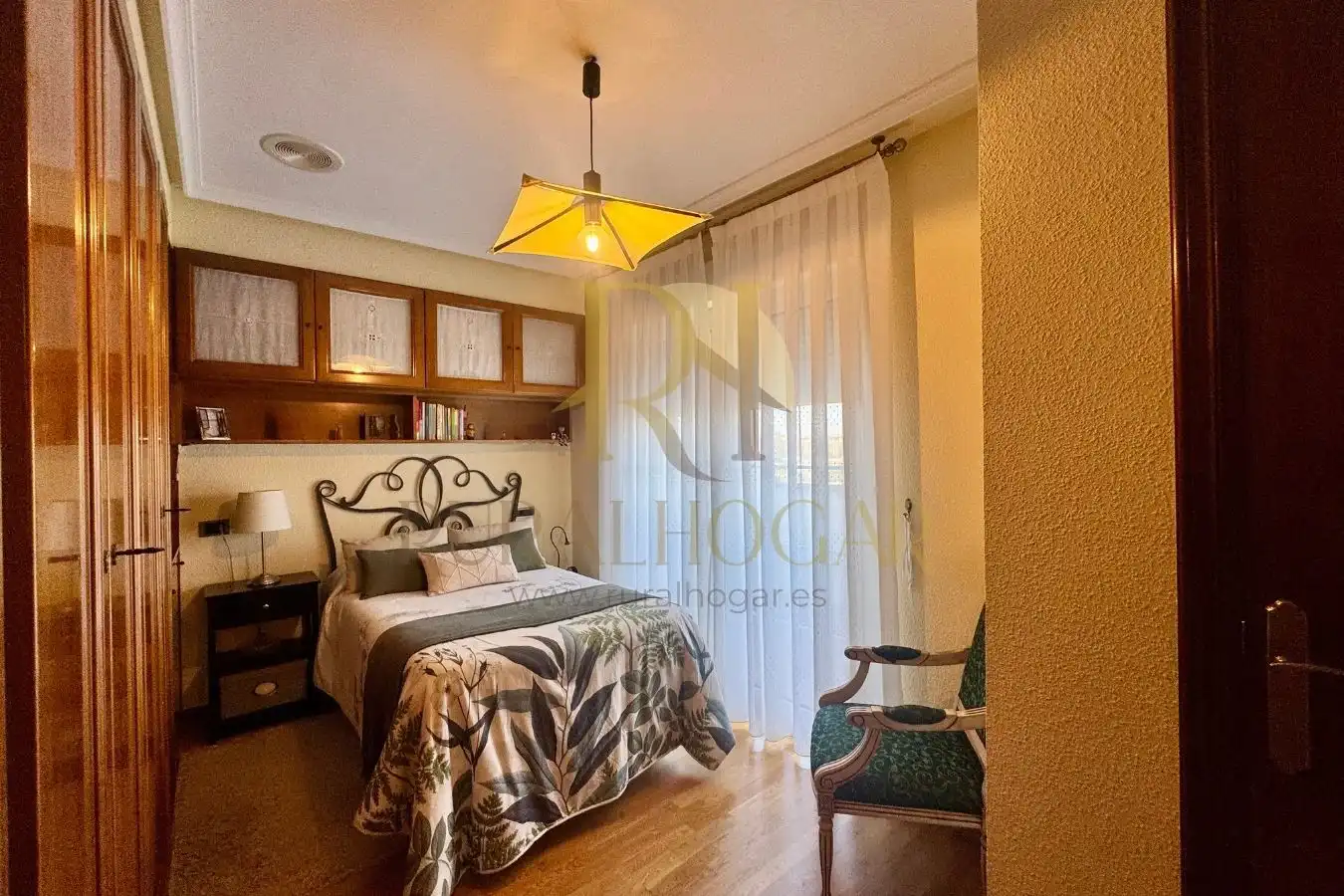 Habitación de Casa o chalet en venta en Santovenia de la Valdoncina con Calefacción, Jardín privado y Parquet