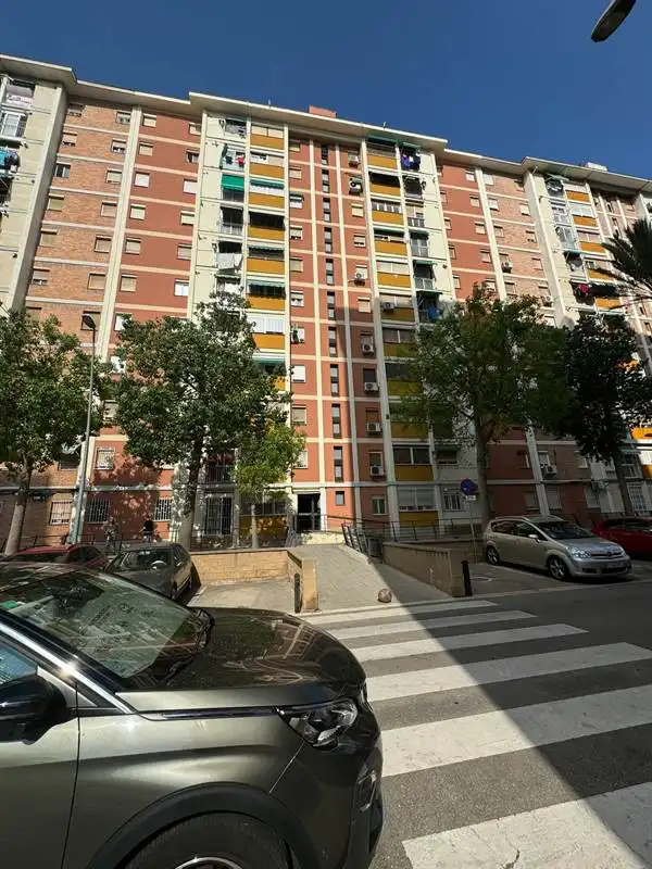 Flat for sale in Carrer del Freixe, imagen 3