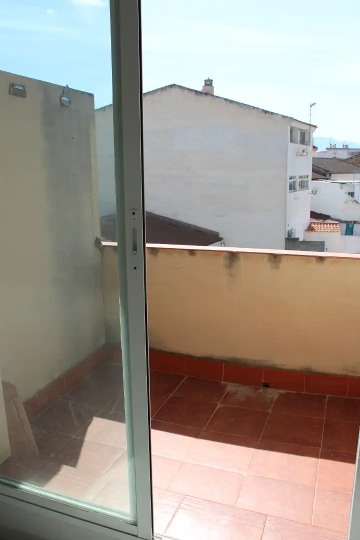 Terrassa de Pis de lloguer en Las Gabias amb Rentadora i Balcó
