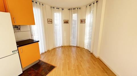 Photo 3 of Flat for rent in Calle Fuente Alta, Villalbilla pueblo, Villalbilla