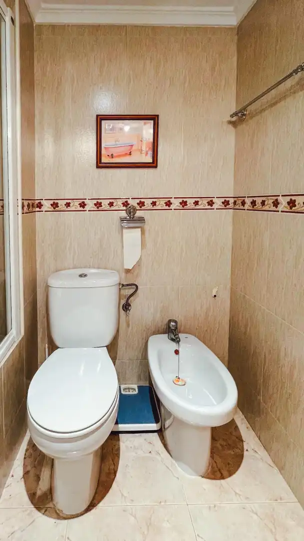Baño de Piso en venta en Benidorm con Aire acondicionado y Balcón