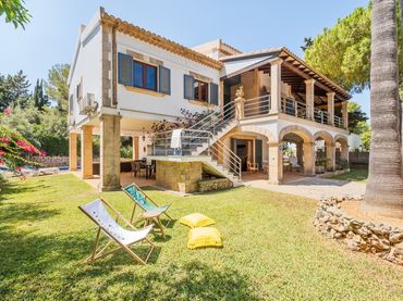 Detached house with pool for sale in Bacarés - Manresa - Bonaire