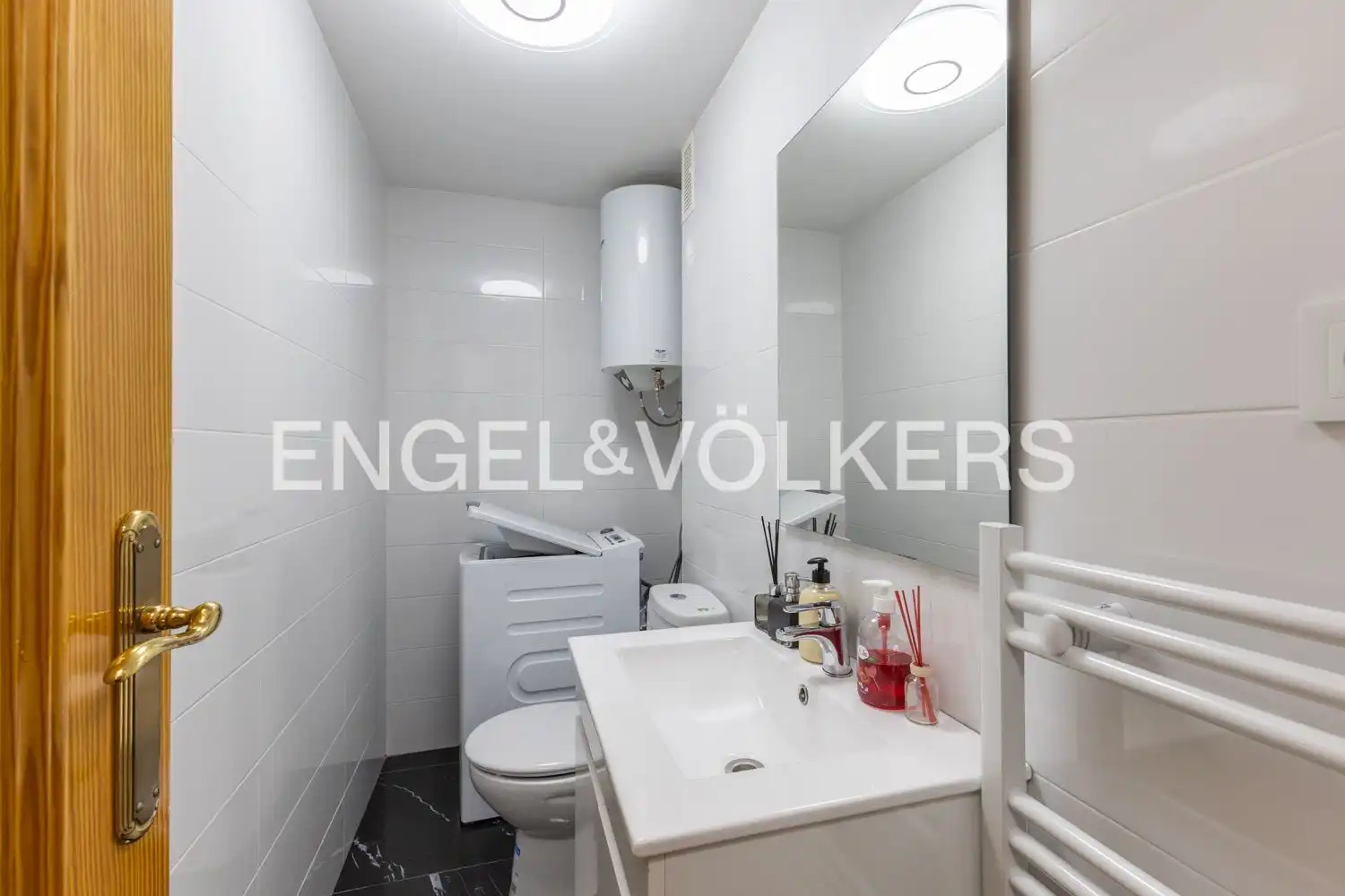 Bathroom of Flat for rent in Canet d'En Berenguer  with Air Conditioner, Heating and Furnished