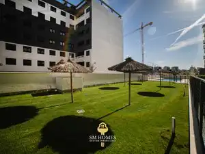 Vista exterior de Pis en venda en Madrid amb Calefacció, Jardí privat i Traster