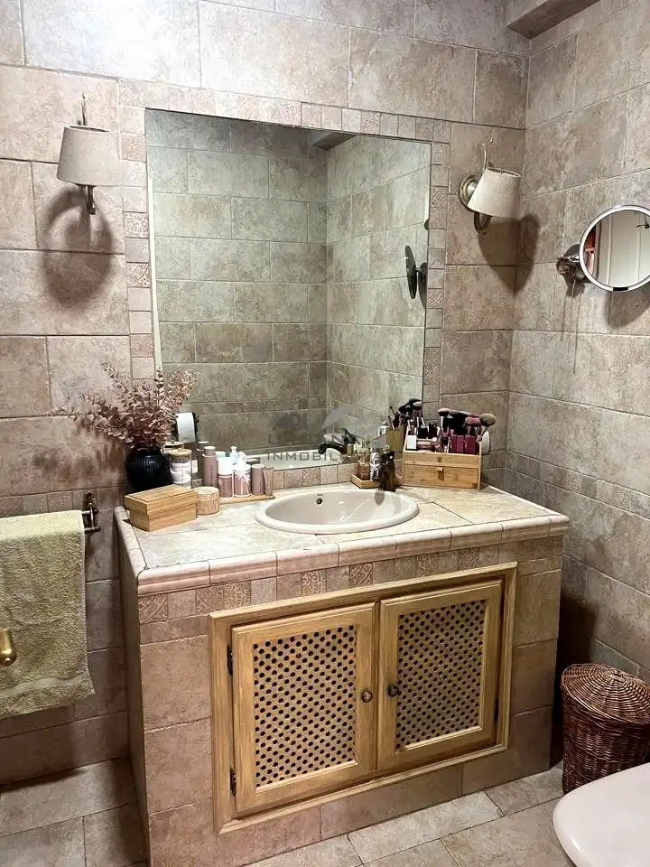 Baño de Casa o chalet en venta en Lucena con Aire acondicionado, Terraza y Trastero