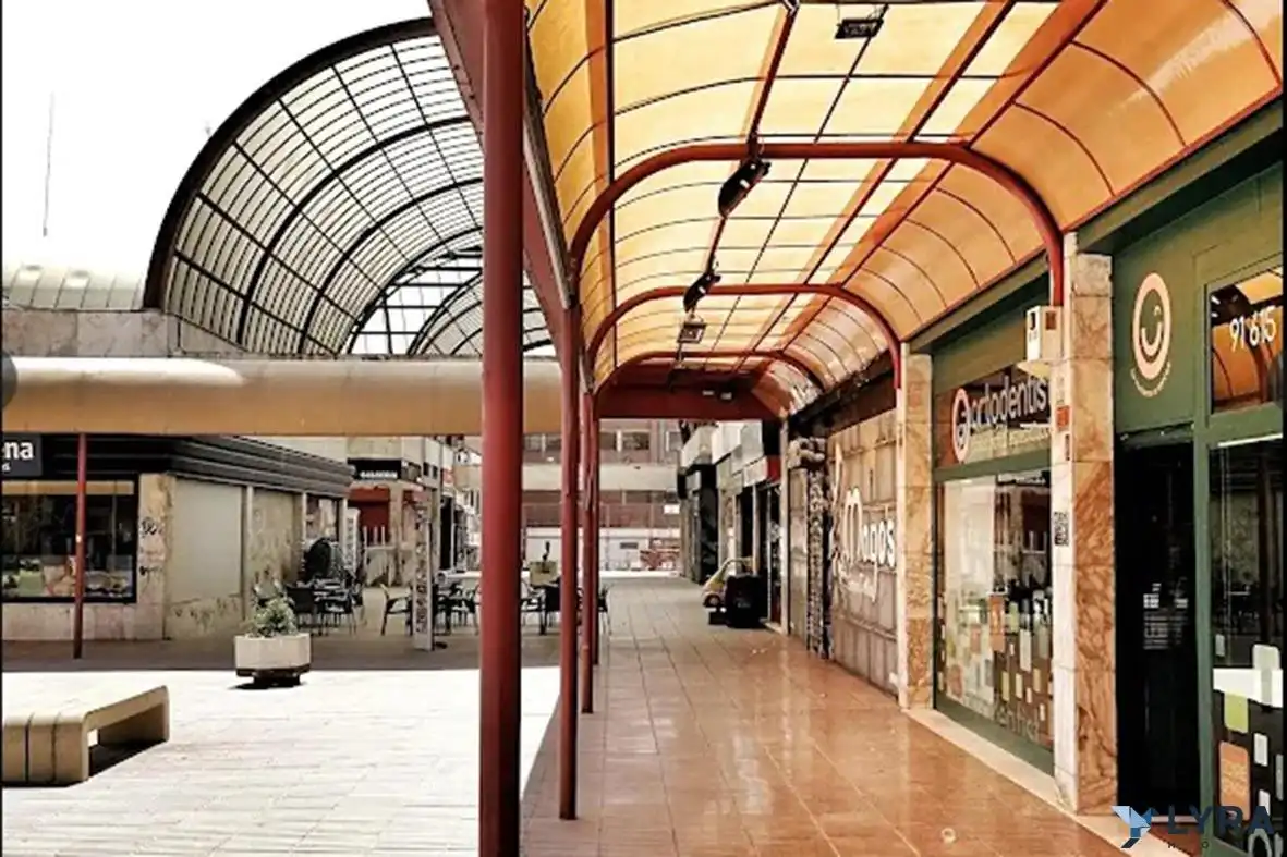 Local comercial en venda a Avenida de Europa 2, imagen 27