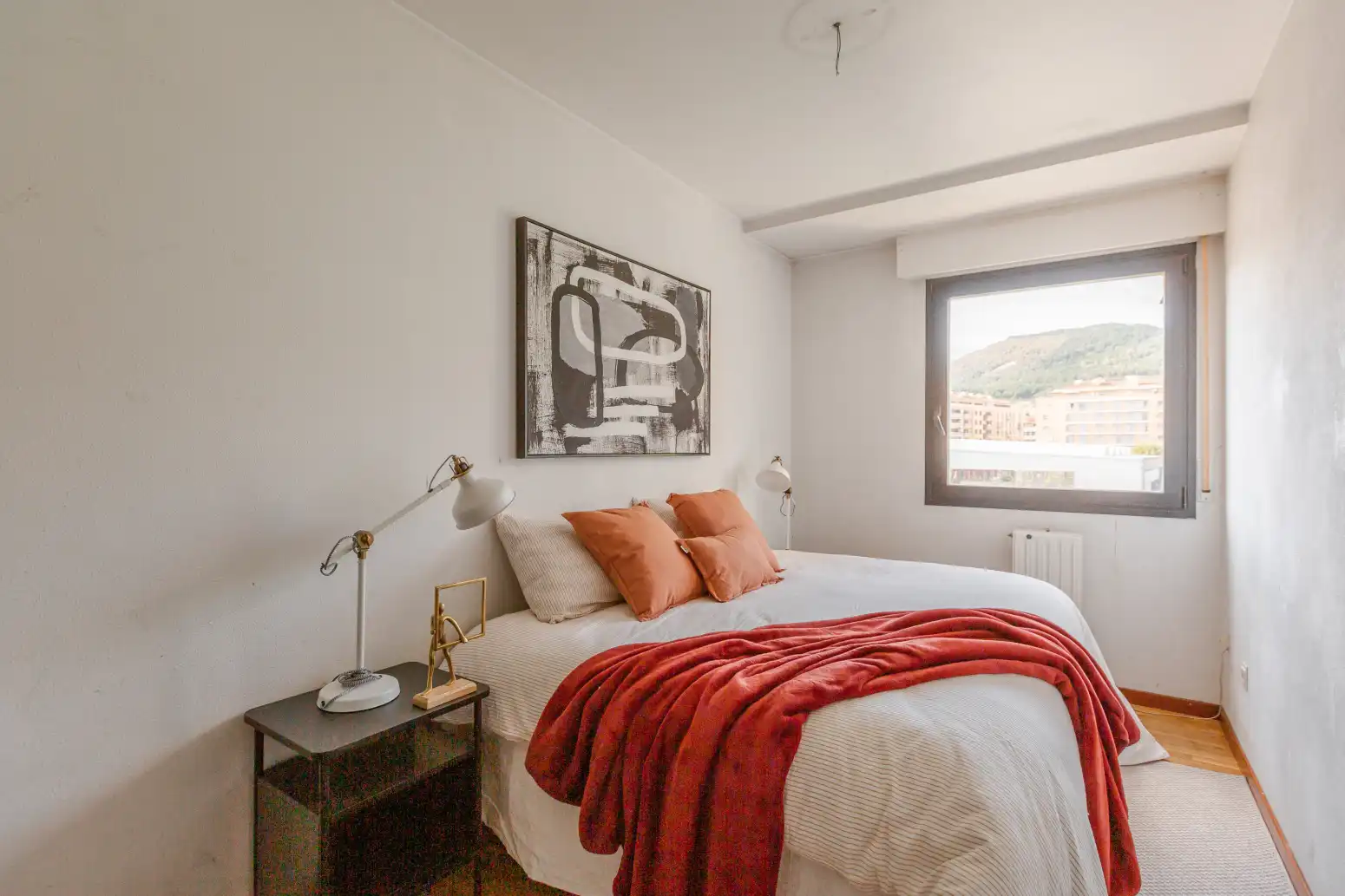 Habitación de Piso en venta en  Pamplona / Iruña con Calefacción, Parquet y Trastero