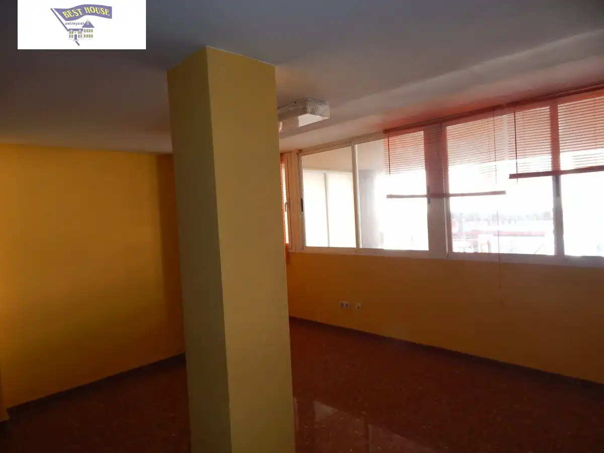 Business premises to rent in Sant Josep - Zona Hospital, imagen 3
