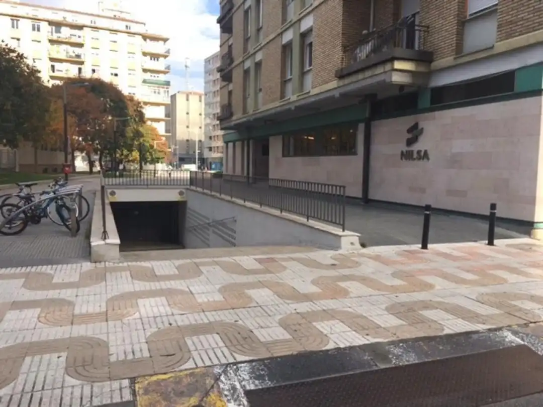 Vista exterior de Garaje en venta en  Pamplona / Iruña
