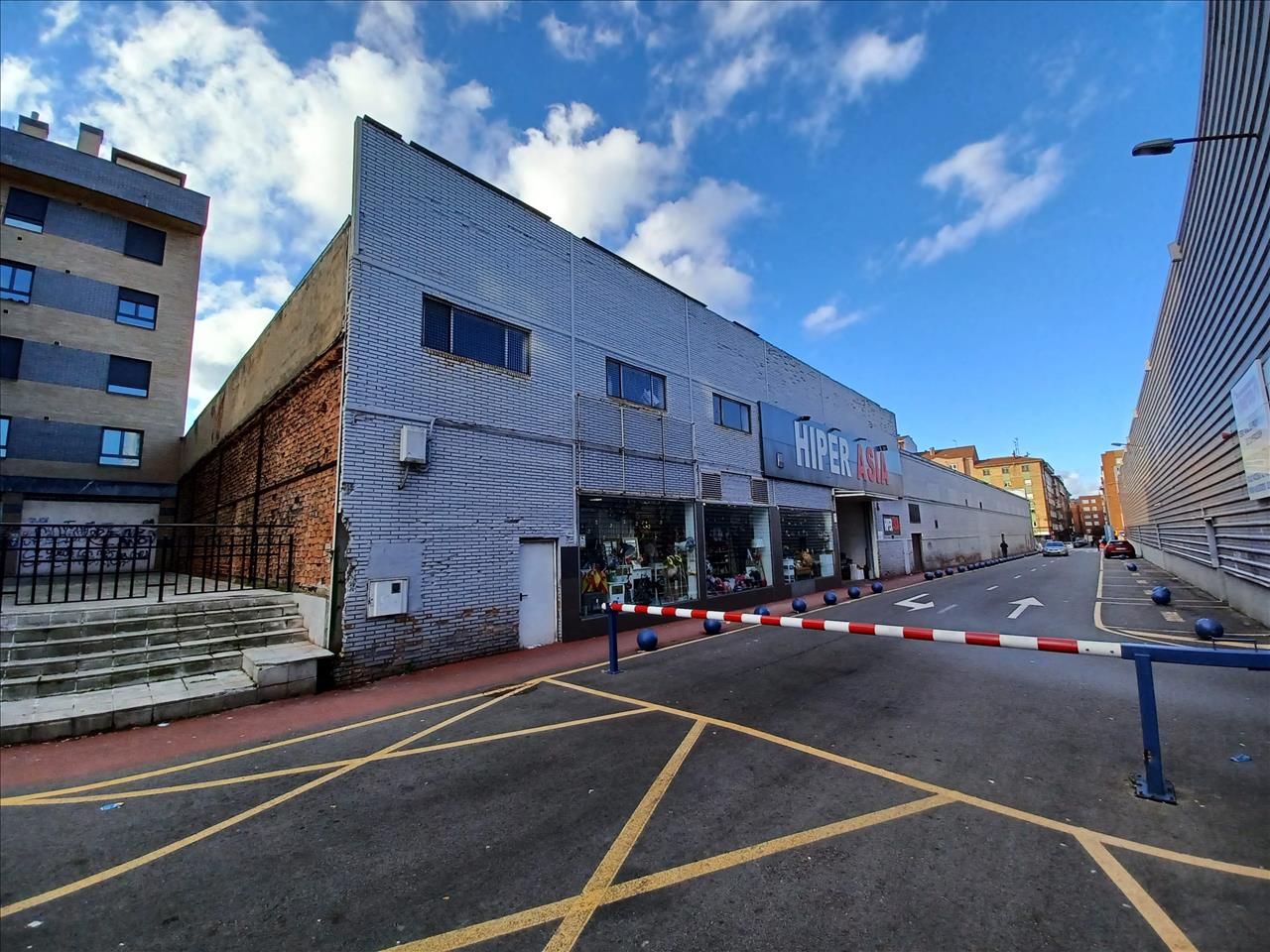 Industrial buildings for sale in ARGENTINA, La Calzada