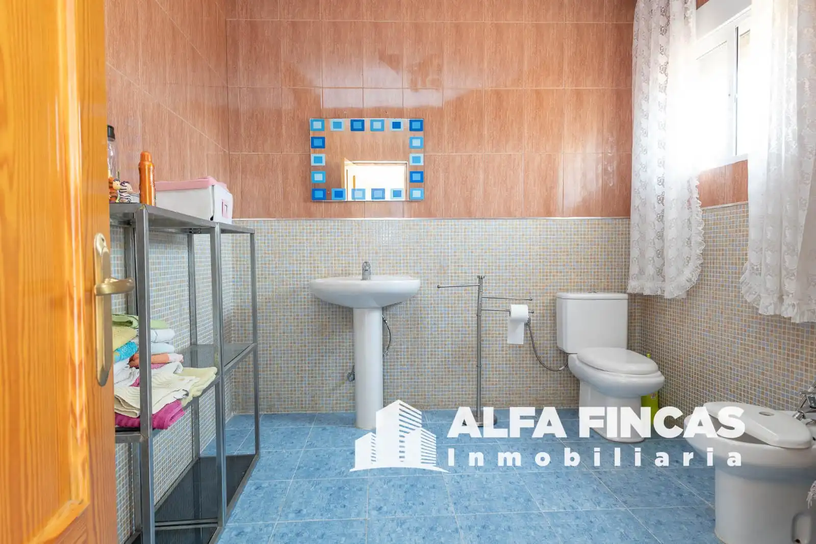 Baño de Casa o chalet en venta en Villar de la Encina con Calefacción, Jardín privado y Terraza
