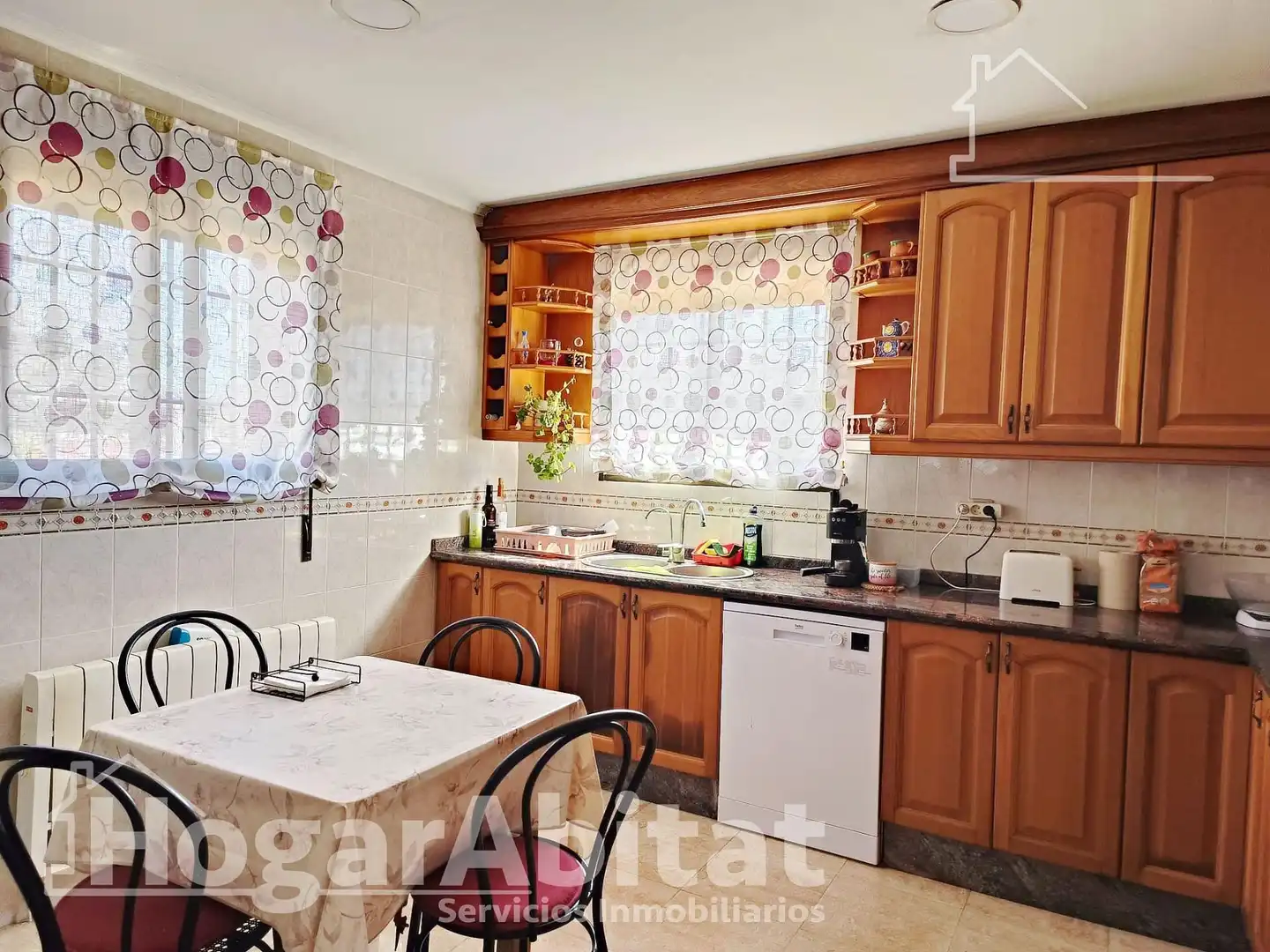 Küche von Haus oder Chalet zum Verkauf in Castellón de la Plana / Castelló de la Plana mit Klimaanlage, Privatgarten und Terrasse