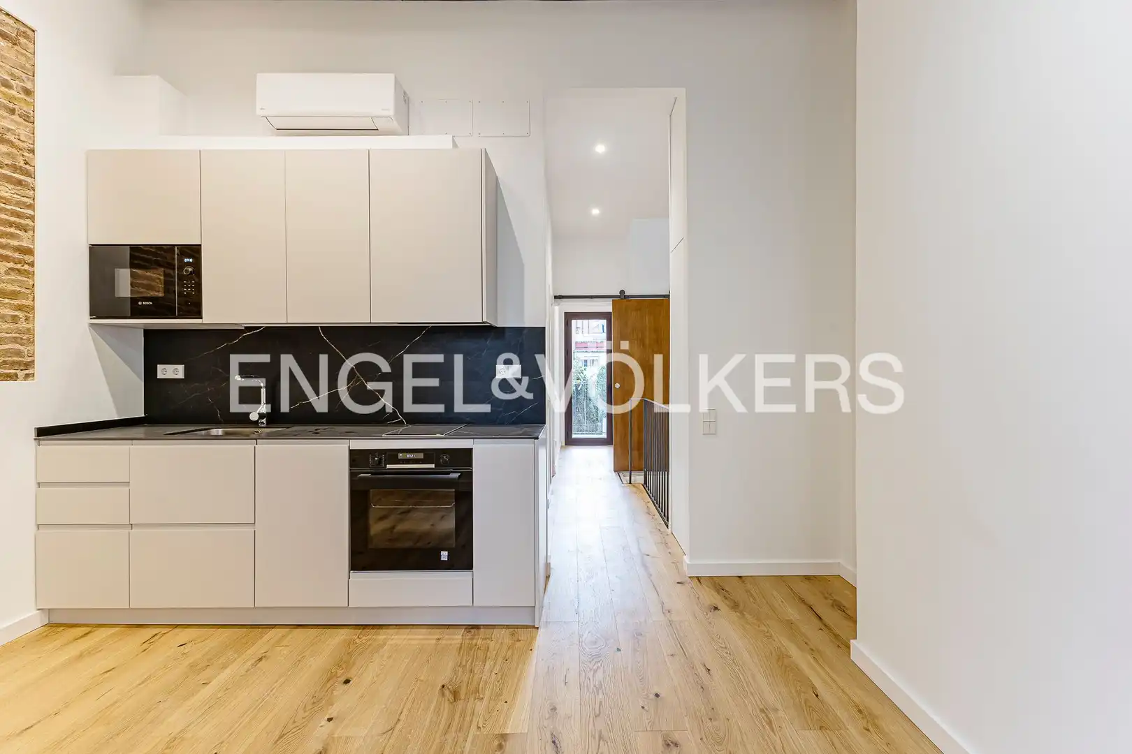 Kitchen of Flat for sale in Barcelona  with Heating and Balcony