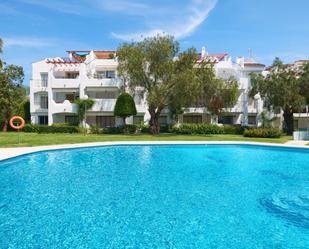 Exterior view of Planta baja to rent in Estepona  with Terrace, Storage room and Swimming Pool