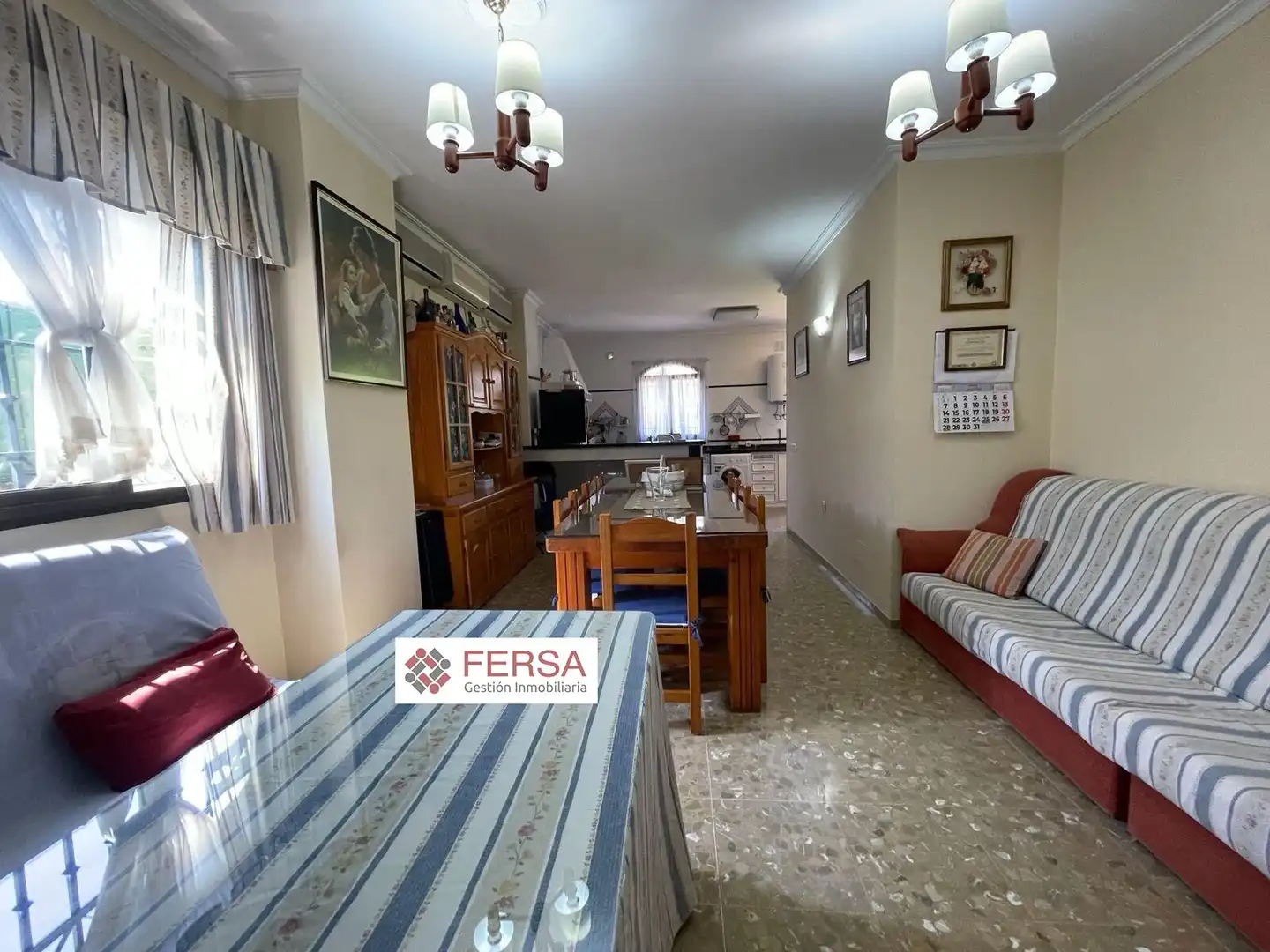 Menjador de Casa o xalet en venda en El Puerto de Santa María amb Aire condicionat, Calefacció i Jardí privat