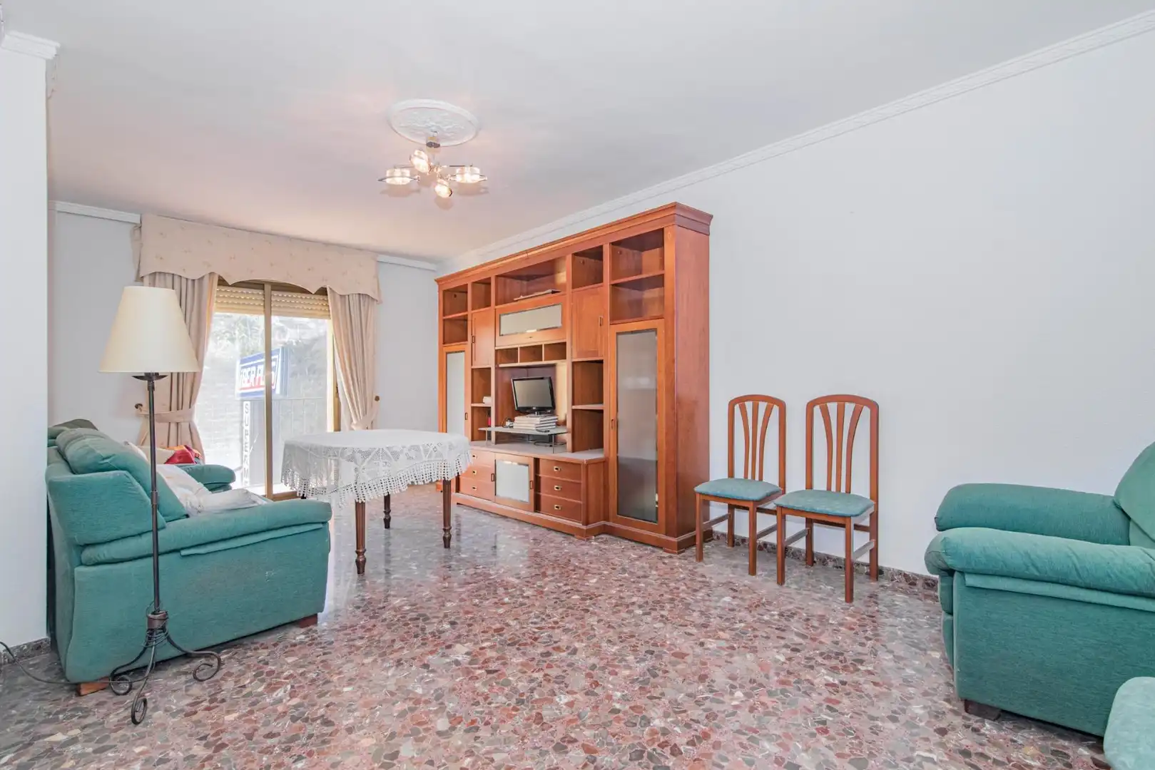 Wohnzimmer von Wohnung zum Verkauf in Montefrío mit Balkon