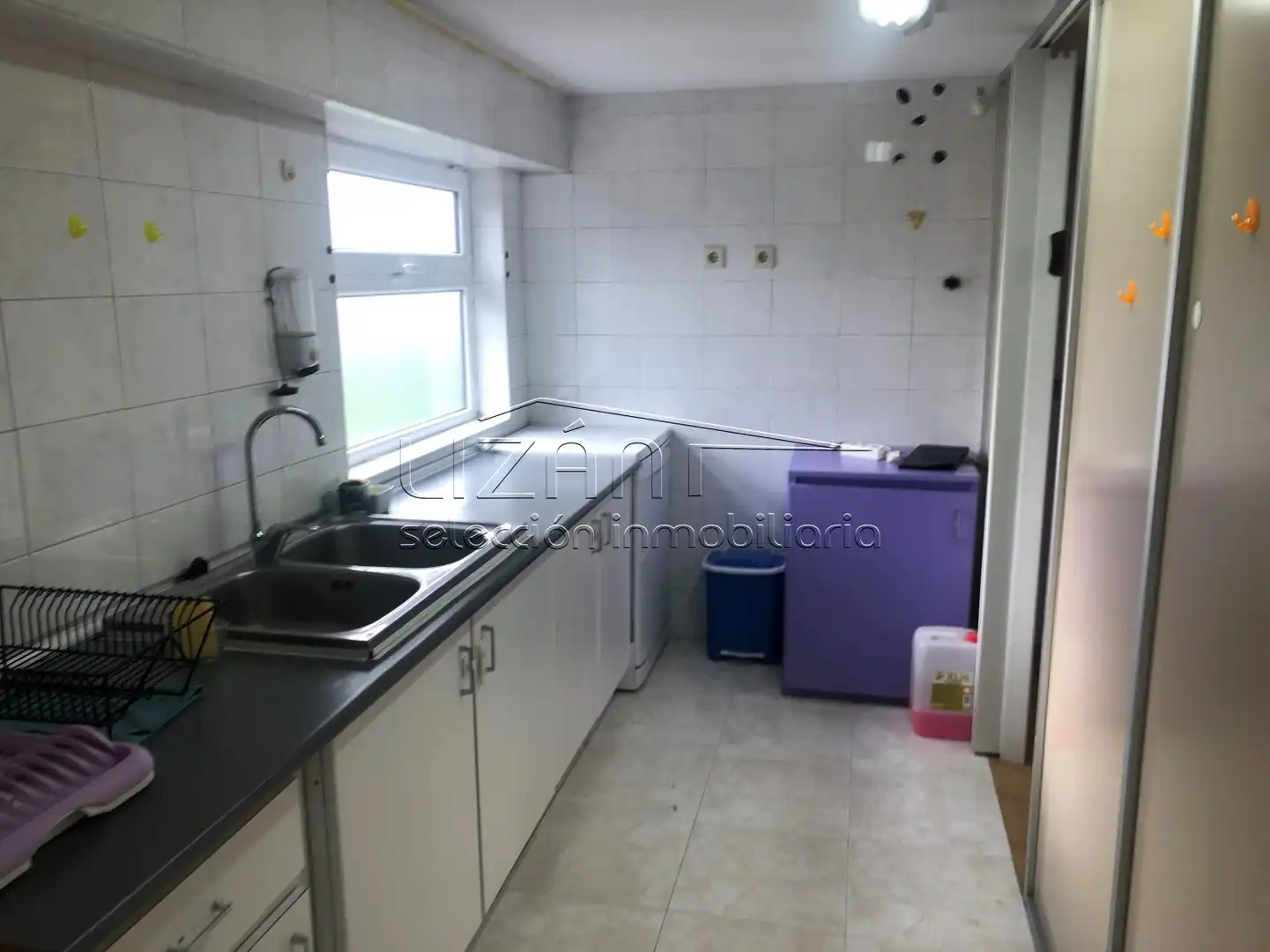 Kitchen of Commercial properties for sale in Oviedo 