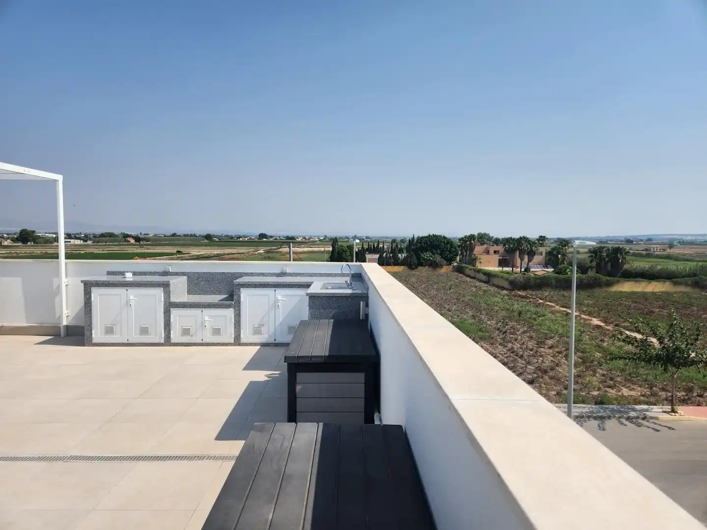 Terrassa de Casa o xalet en venda en Daya Vieja amb Jardí privat, Piscina i Moblat