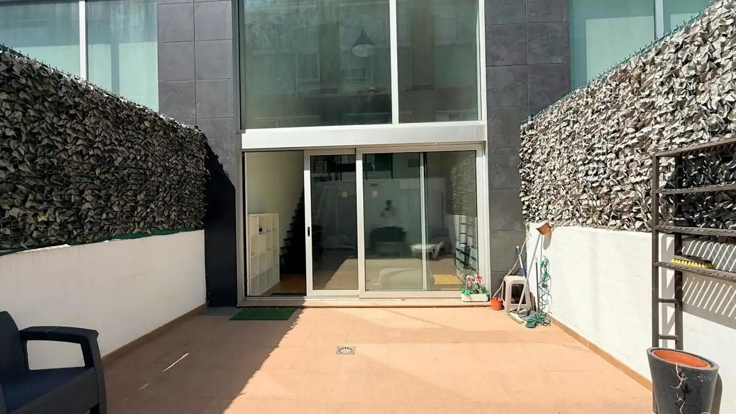 Vista exterior de Estudio en venta en San Sebastián de los Reyes con Aire acondicionado, Calefacción y Terraza