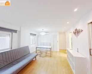 Living room of Flat for sale in  Córdoba Capital  with Air Conditioner and Heating