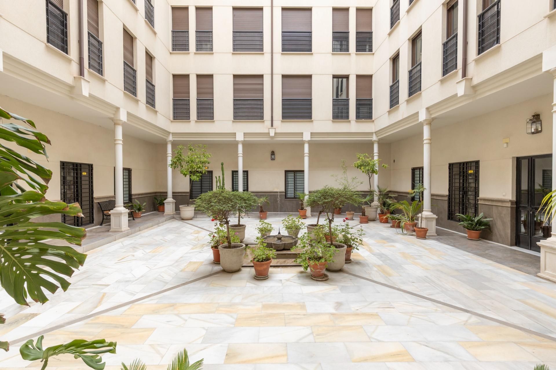 Exterior view of Flat for sale in  Granada Capital  with Air Conditioner and Heating