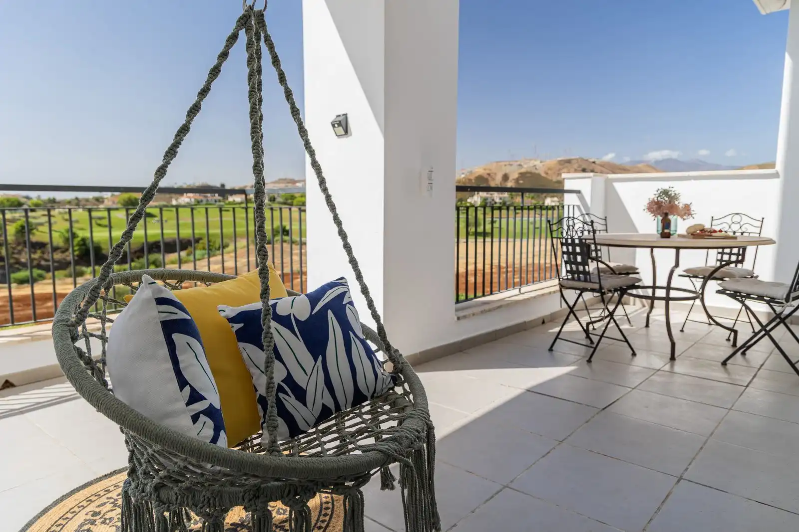 Apartamento con terraza en venta en Calle Los Arqueros 24