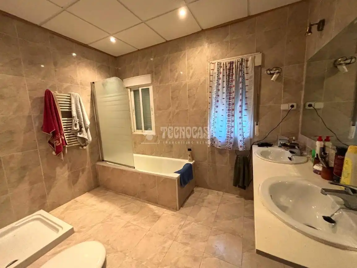 Bany de Casa o xalet en venda en El Casar