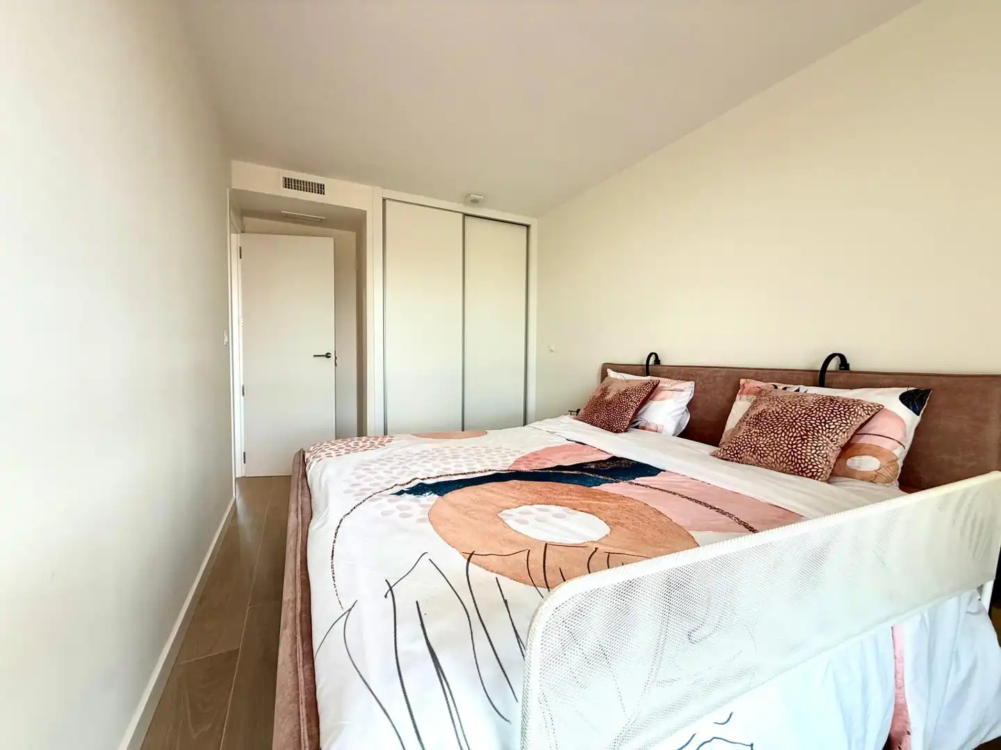 Bedroom of Flat for sale in Cartagena  with Air Conditioner, Heating and Private garden
