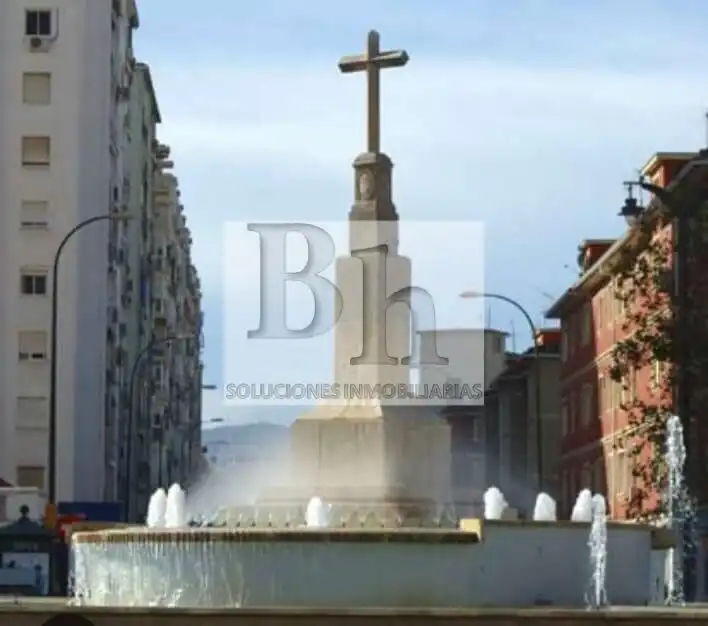 Vista exterior de Piso en venta en Málaga con Terraza y Balcón