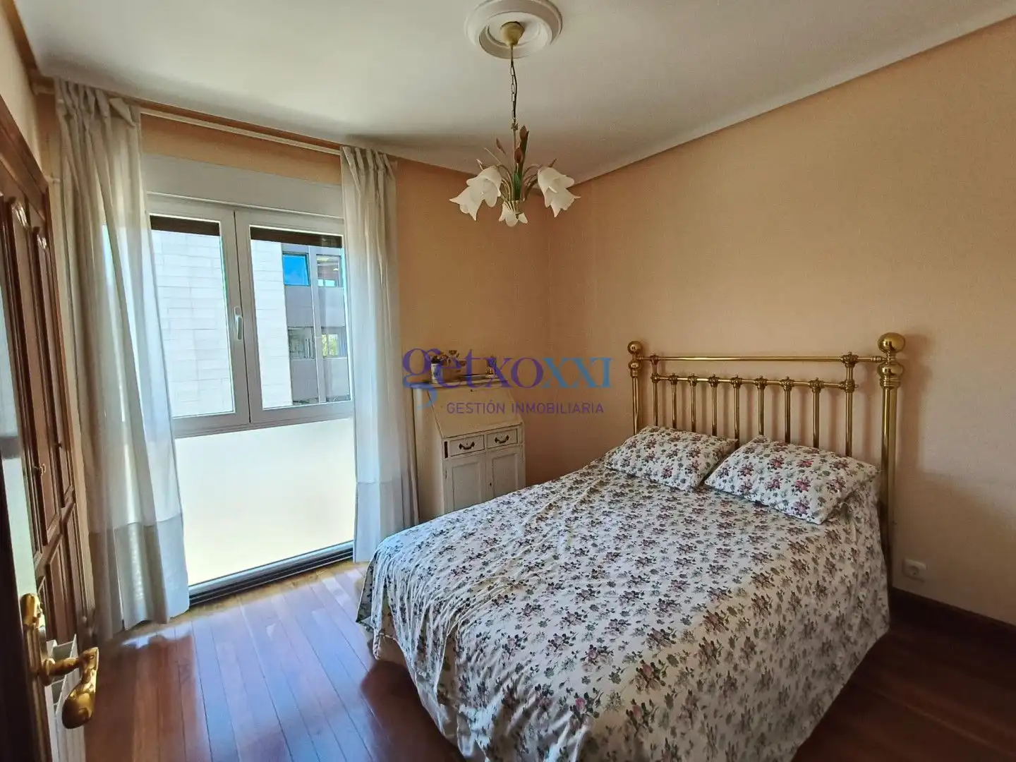 Habitación de Piso en venta en Getxo  con Calefacción y Trastero