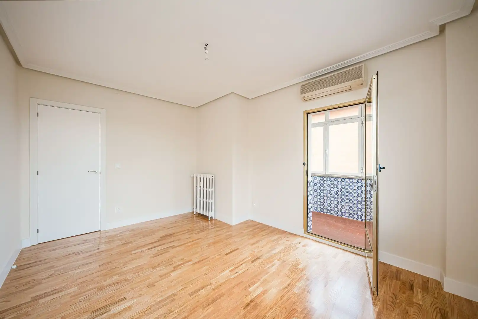 Habitación de Piso en venta en Madrid con Aire acondicionado, Calefacción y Terraza