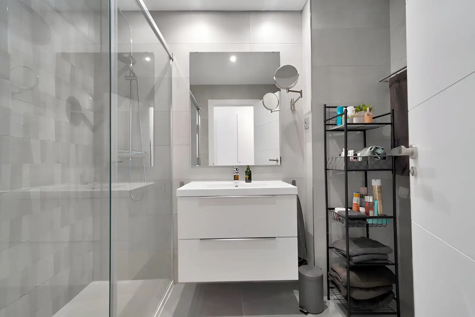 Bathroom of Ground floor for sale in Benalmádena  with Air Conditioner, Heating and Terrace