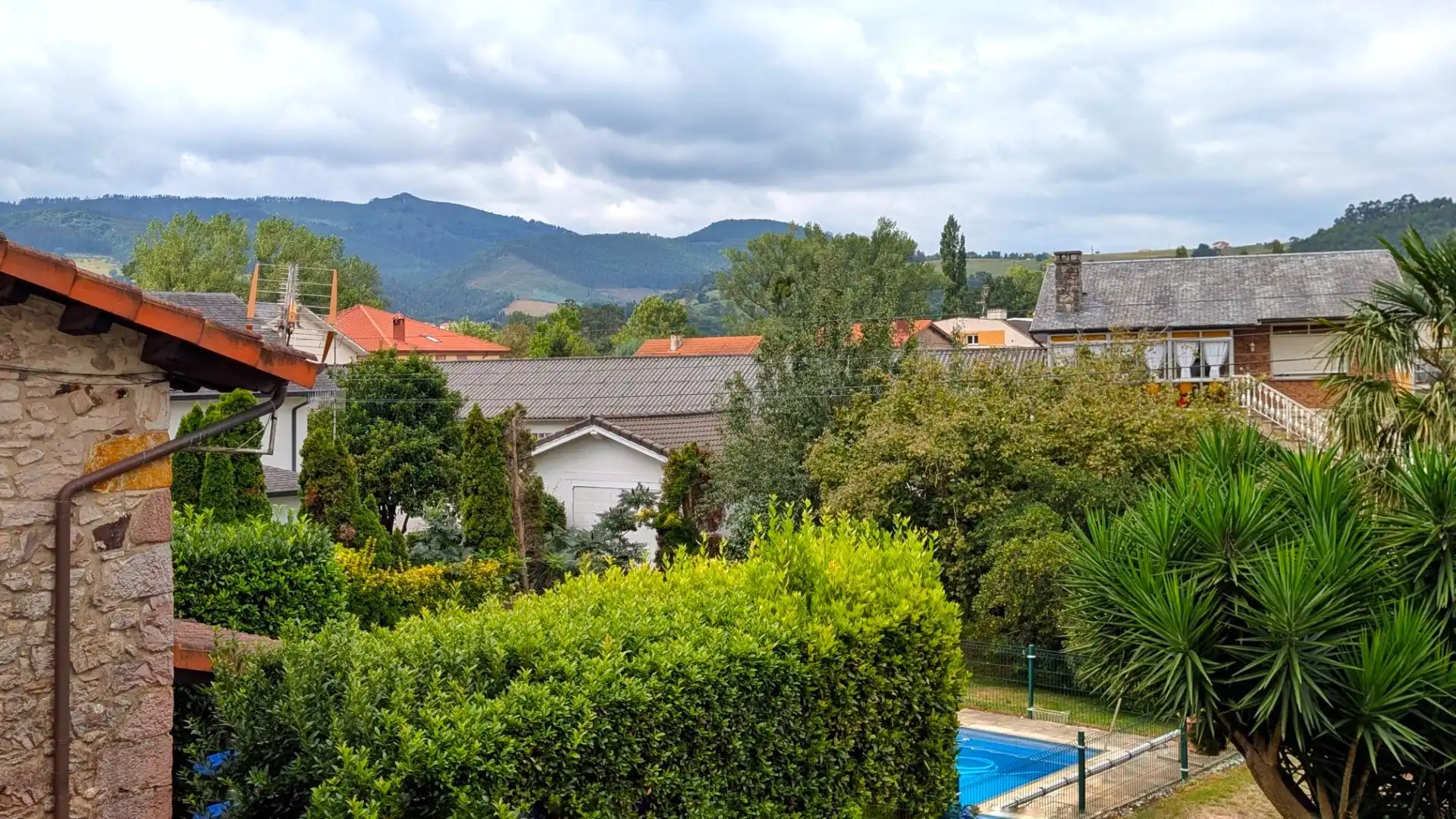 Exterior view of Houses for sale in Piélagos  with Heating, Terrace and Balcony