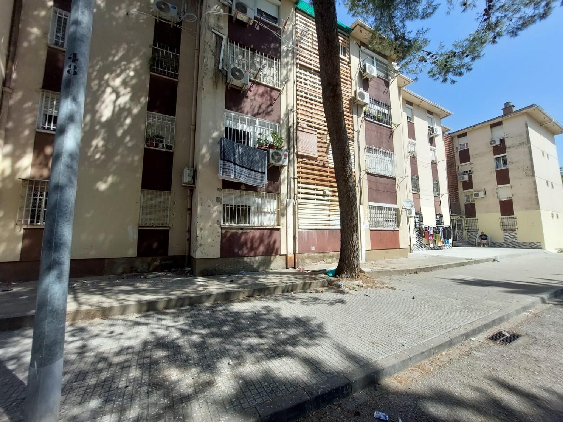 Exterior view of Flat for sale in  Sevilla Capital