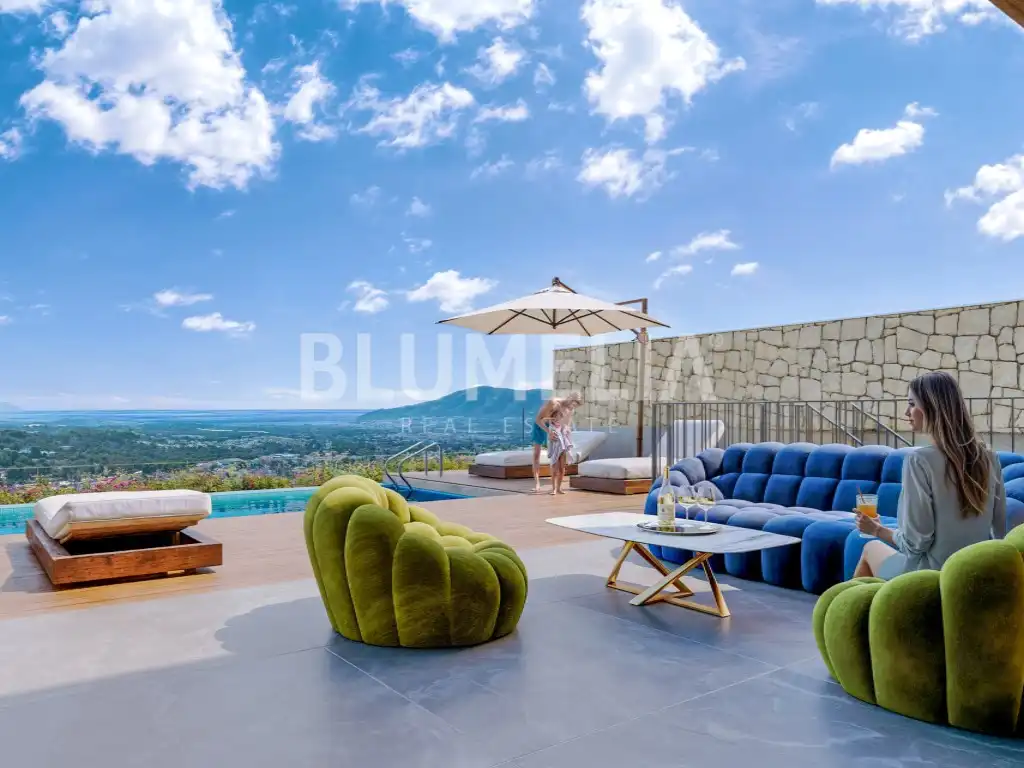 Casa amb piscina en venda a Calle Serra De La Grana, imagen 3