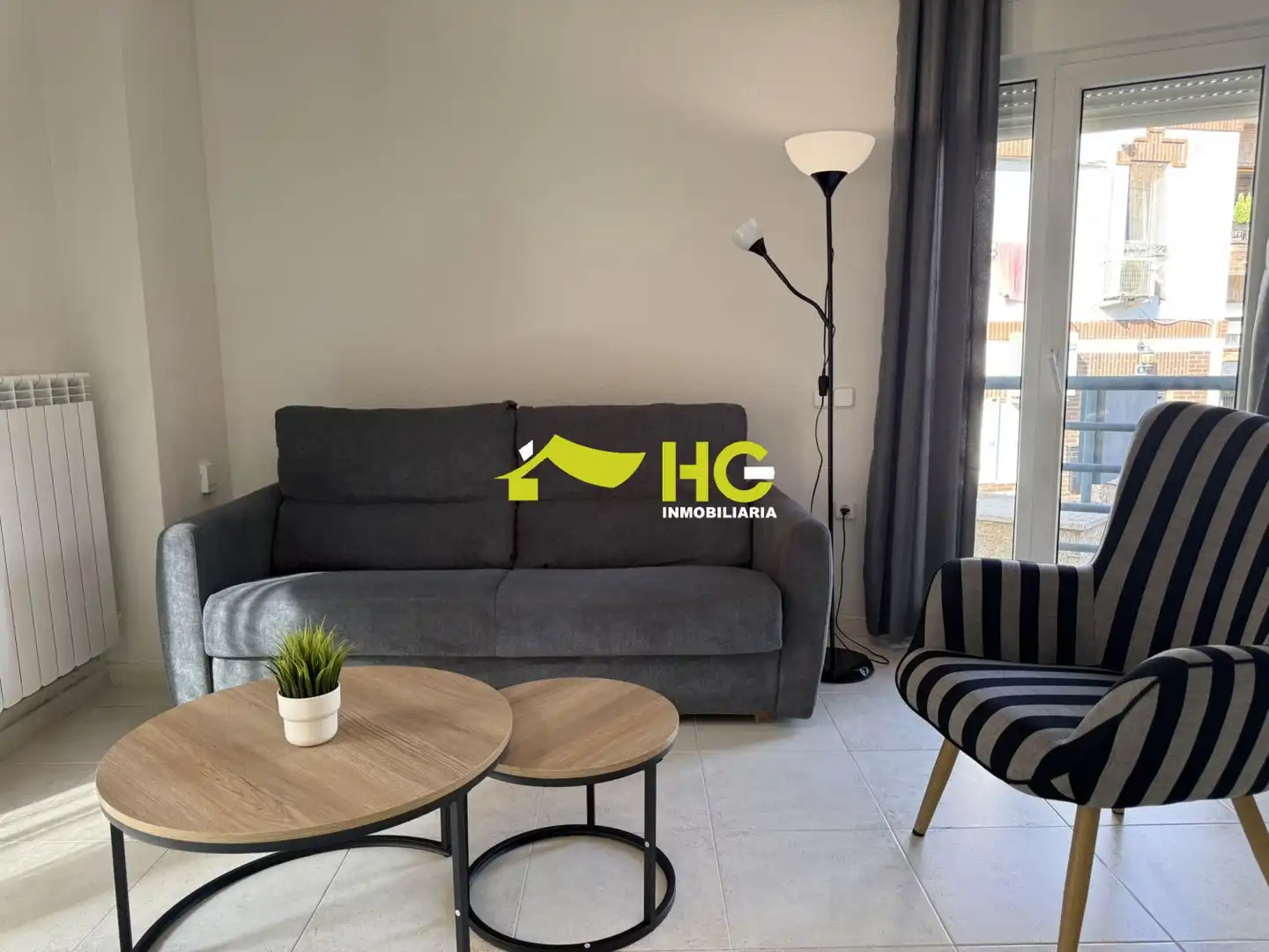 Sala de estar de Dúplex de alquiler en Villaviciosa de Odón con Aire acondicionado, Calefacción y Terraza