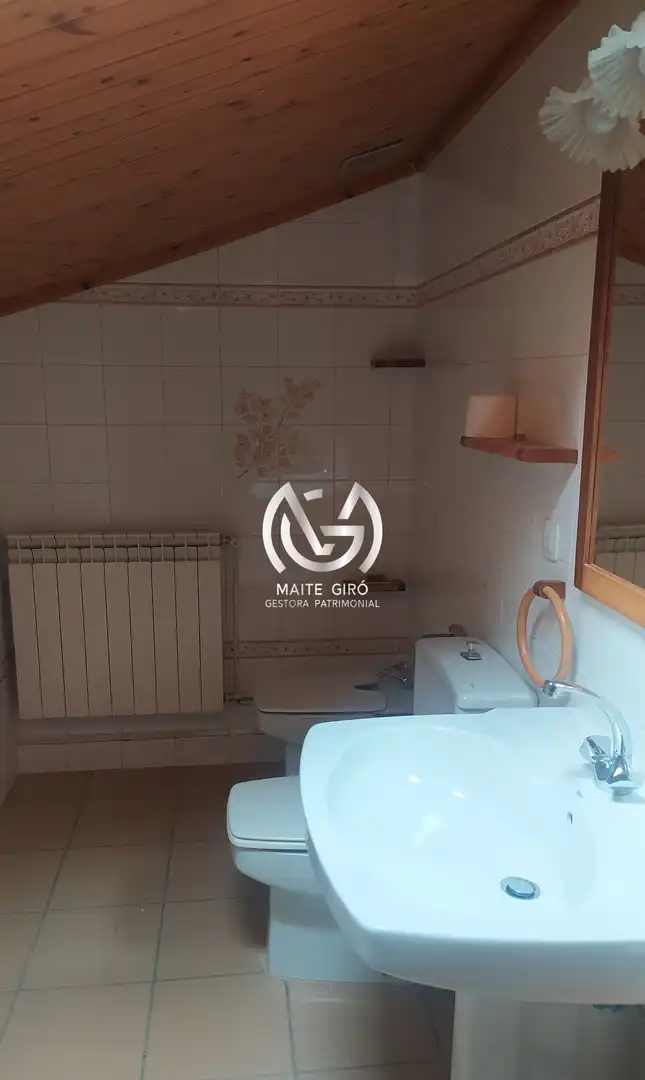 Baño de Casa o chalet en venta en Alpicat con Calefacción, Jardín privado y Parquet
