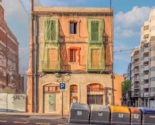 Vista exterior de Edifici en venda en  Tarragona Capital